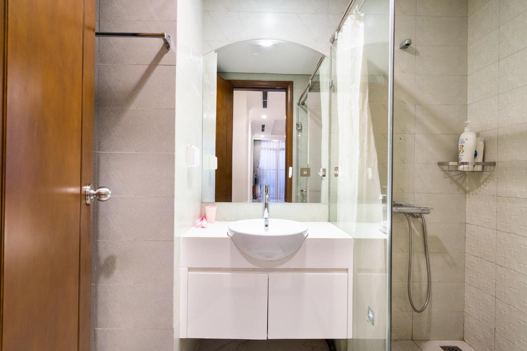 Vinhomes Central Park - Serviced Apartments Rental Ltd Хошимин Экстерьер фото