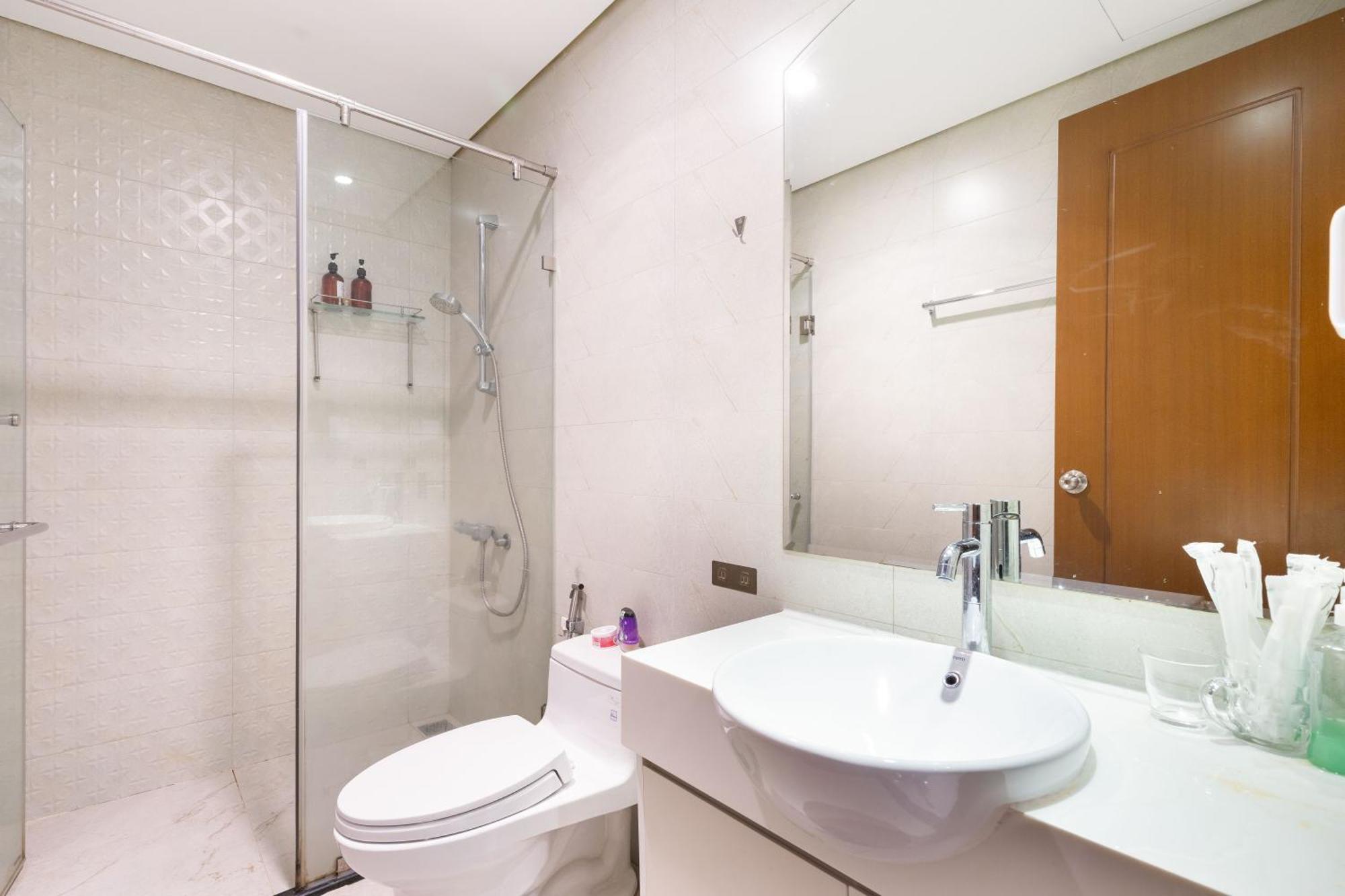 Vinhomes Central Park - Serviced Apartments Rental Ltd Хошимин Экстерьер фото