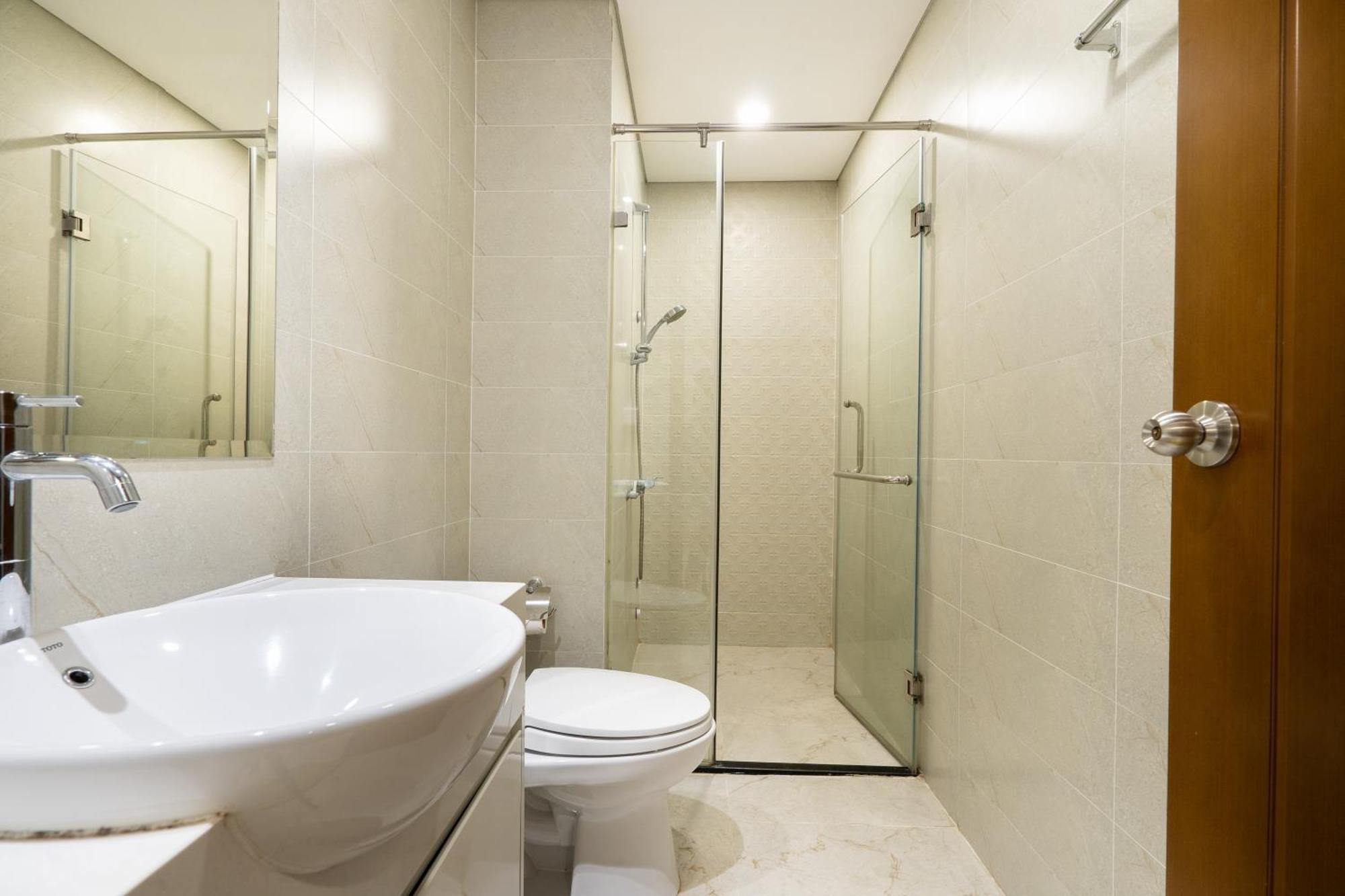 Vinhomes Central Park - Serviced Apartments Rental Ltd Хошимин Экстерьер фото
