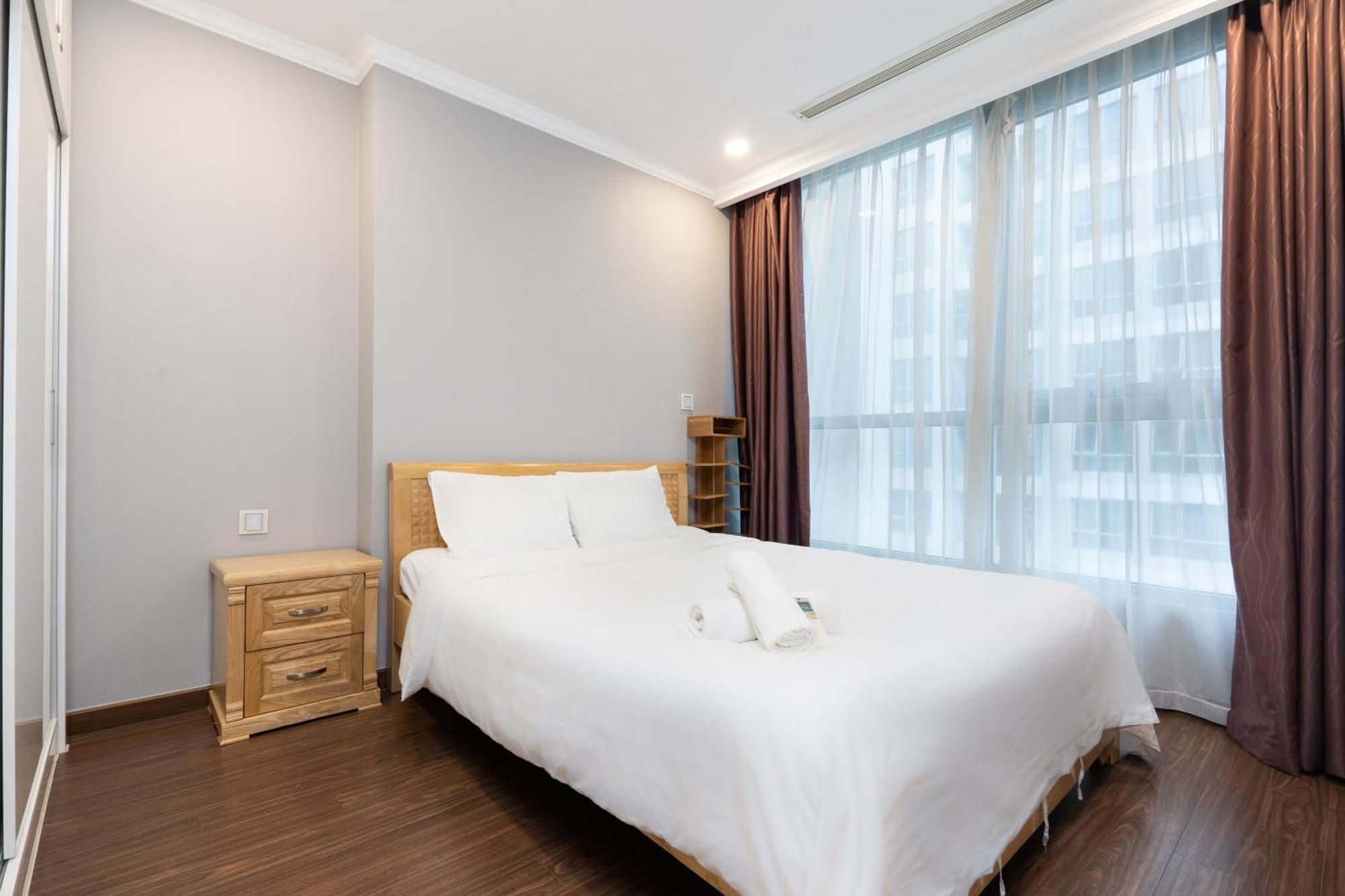 Vinhomes Central Park - Serviced Apartments Rental Ltd Хошимин Экстерьер фото