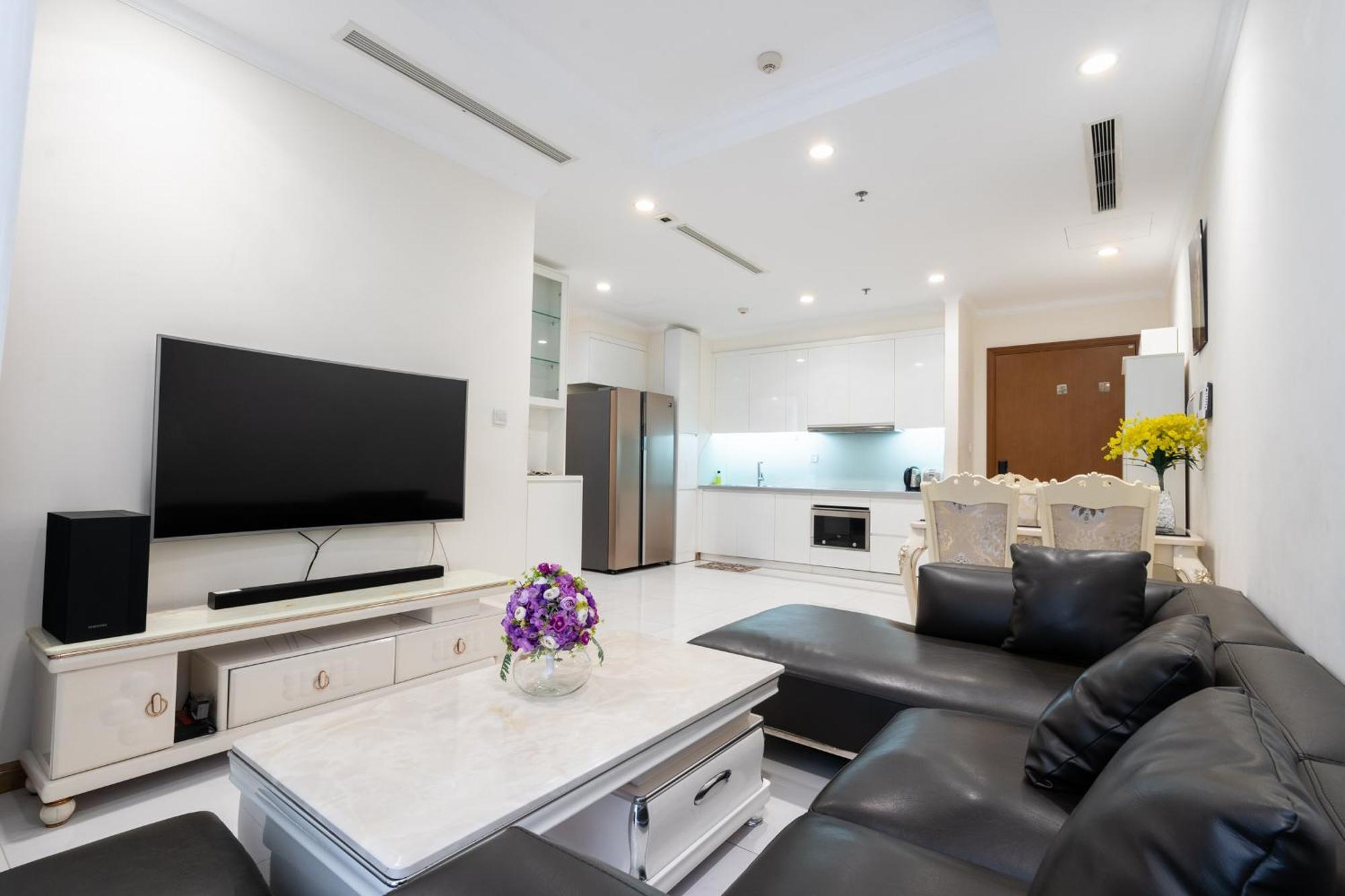 Vinhomes Central Park - Serviced Apartments Rental Ltd Хошимин Экстерьер фото